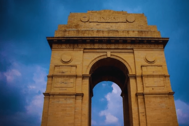 delhi tourist places list with images in hindi - India Gate
